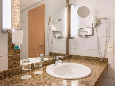 ibis Styles Berlin Treptow - 8