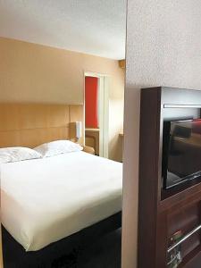 ibis Nîmes Ouest - A9 - 48