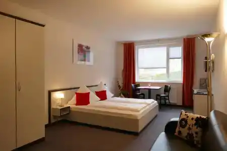 zwischen den Seen - 2