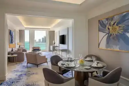 The St. Regis - 107