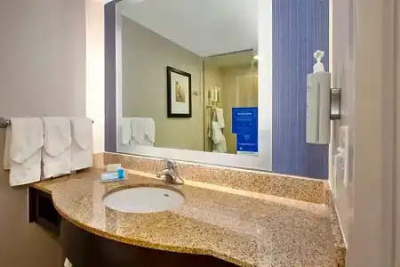 Hilton Garden Inn Virginia Beach Oceanfront - 61