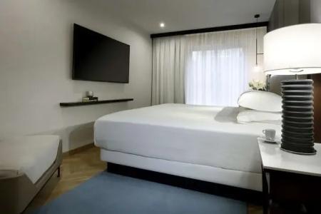 Hyatt Regency Hesperia - 61