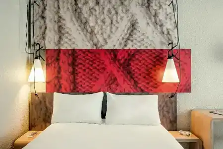 ibis Bordeaux Centre - Gare Saint-Jean - 62