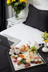 Check Inn Suite & Spa - 45