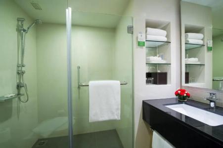 Holiday Inn Bangkok Silom, An Ihg- Sha Extra Plus - 54