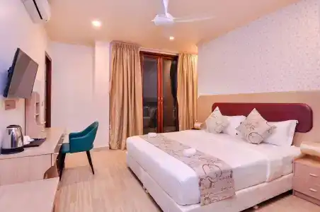 Sunrise Beach and Spa - 11