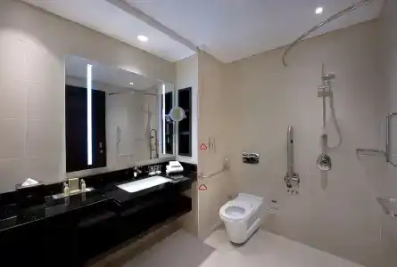DoubleTree by Hilton - Al Sadd - 32