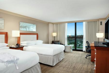 DoubleTree by Hilton Miami Airport & Convention Center - 5
