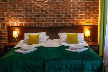Artus - Old Town - 4