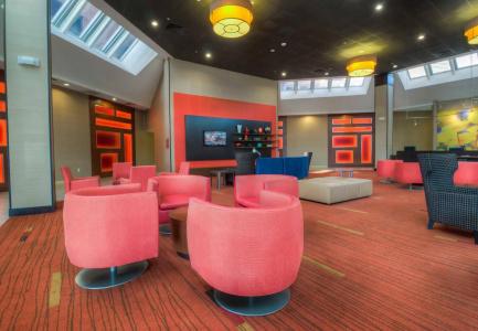 Courtyard by Marriott - 1