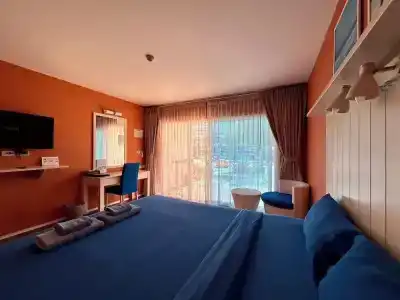 GrandBlue Resort & Beachclub - 57