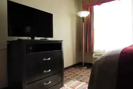 Quality Inn & Suites - 34