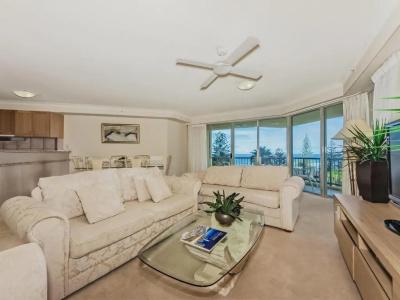 Oceana On Broadbeach - 86