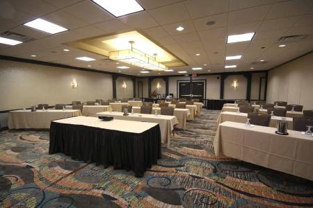 Embassy Suites by Hilton Will Rogers Airport - 21