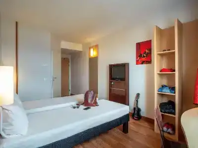 Ibis Plzeň - 50