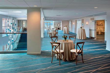 Newport Marriott - 27
