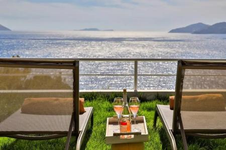 Villa Kale Suites with heated pool in winter - 58
