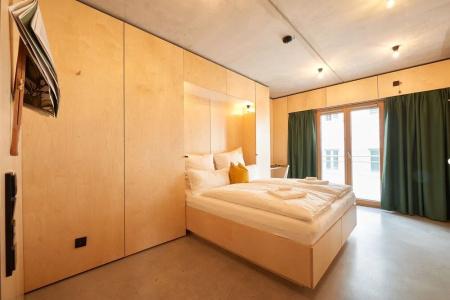 Kitz Boutique & Restaurant - 3