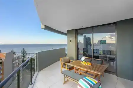 Ambience on Burleigh Beach - 168