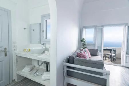 Phaos Santorini Suites - 200