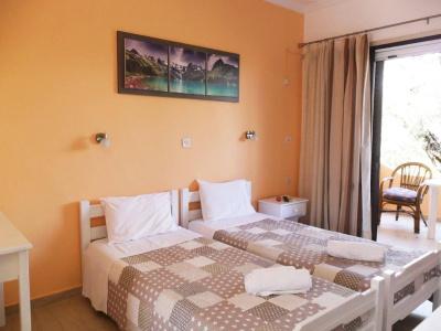 Marilena & Studios - 2