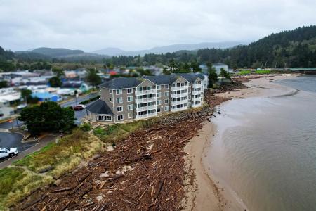 Siletz Bay Beachfront By Oyo - 45