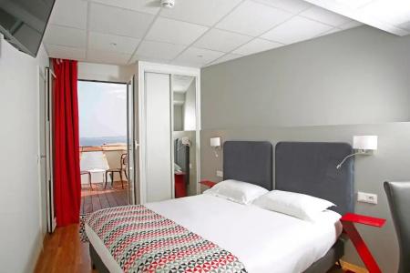 Hôtel Méditerranée - 63