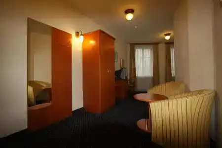 Suite 900 m zur Oper - 81