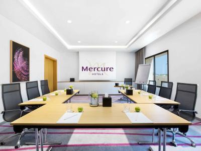 Mercure - 18