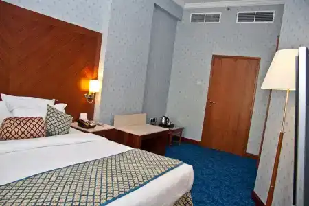 Regent Palace - 19