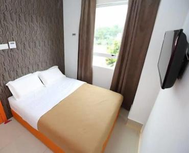 1 Taman Connaught - 18