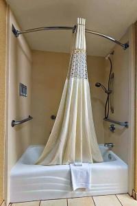Hampton Inn & Suites Phoenix/Scottsdale - 67