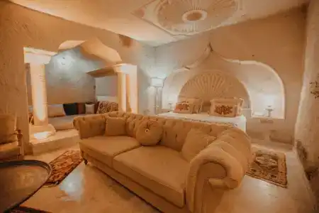 Serenus Cave Suites - 35