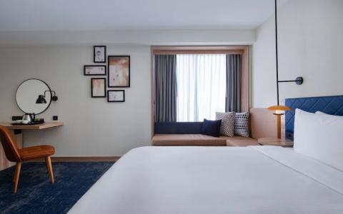 Hilton Garden Inn - 66