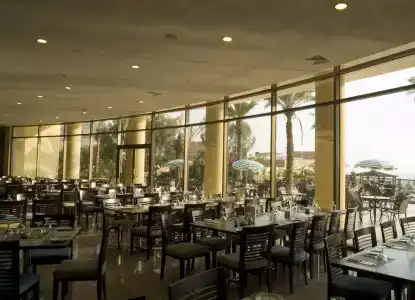 Dead Sea Marriott & Spa - 10