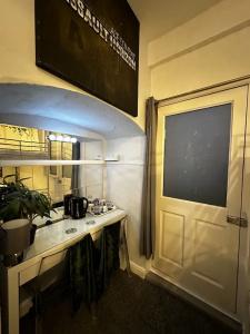 Brunswick Square & Spa - 12