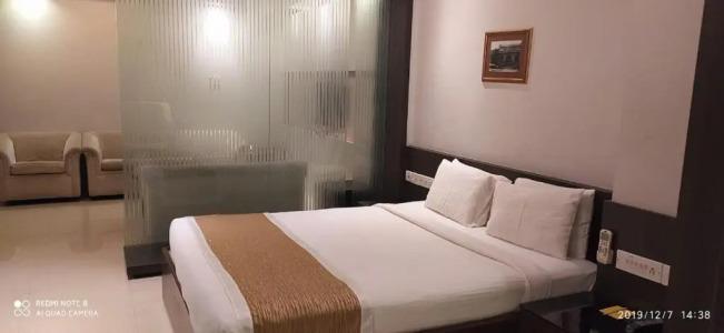 The Curzon Court - 97