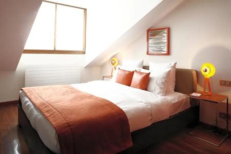 La Cour Des Augustins Boutique Gallery Design - 62