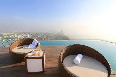 a La Carte Da Nang Beach - 7