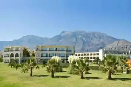 Vantaris Palace - 37