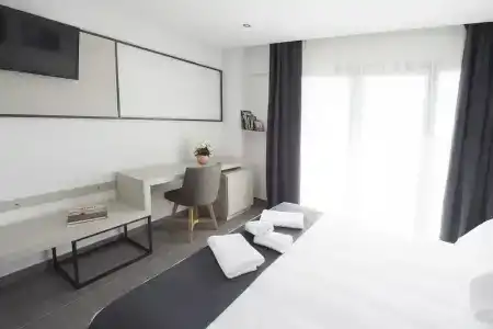 White Luxury - 5