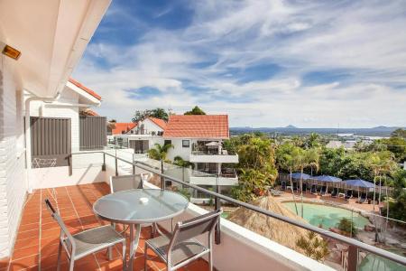 Noosa International - 6