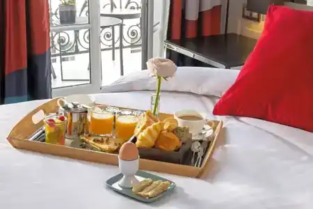 Les Matins de Paris & Spa - 113