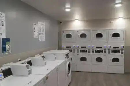 WoodSpring Suites - 11