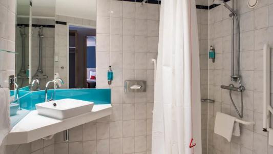 Holiday Inn Express Oxford Kassam Stadium, An Ihg - 43