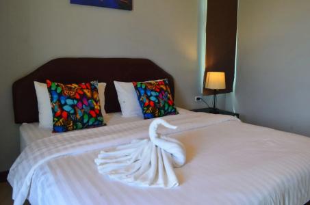 Nutchana Hill Boutique - 3