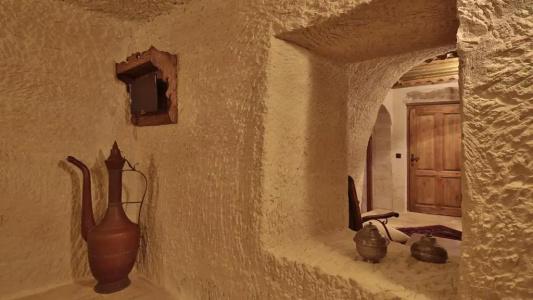 Phocas Cave Suites - 102