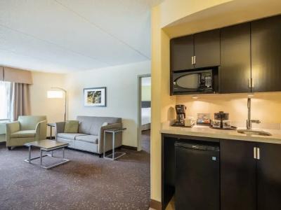Holiday Inn Coliseum, An Ihg - 62