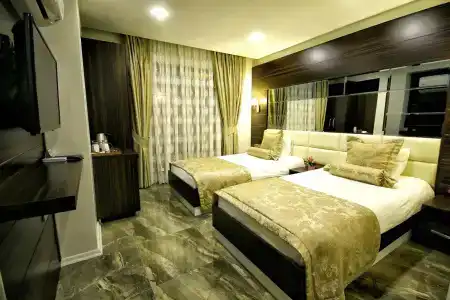 Venus Suite - 22