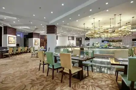 Royal Halong - 11
